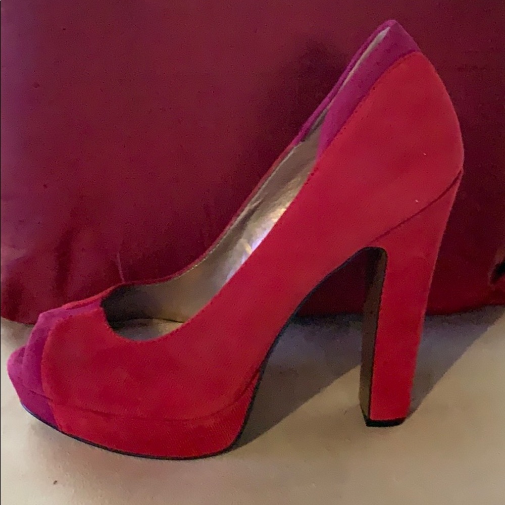 BCBG “jodeci”HIGH HEEL Shoes platform
